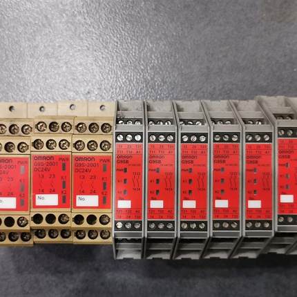 G9S-2001 G9SB-301-B  OMRONPLC 二手