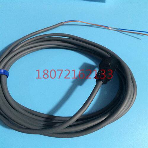 接近开关超小型接近传感器 E2S-W21 W21B E2S-W22B W22 W24 W23
