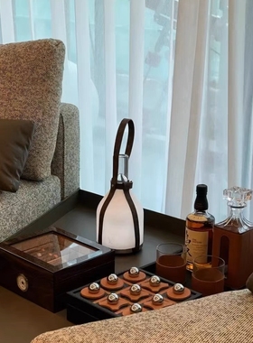 现代轻奢北欧软装样板间飘窗手提