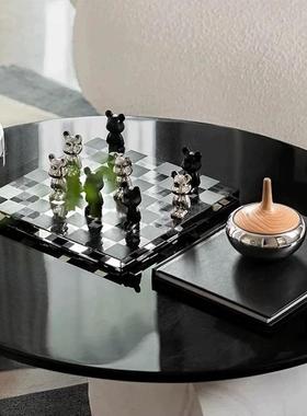 现代简约高端家居展厅样板间设计茶几软装水晶国际象棋英文书摆件