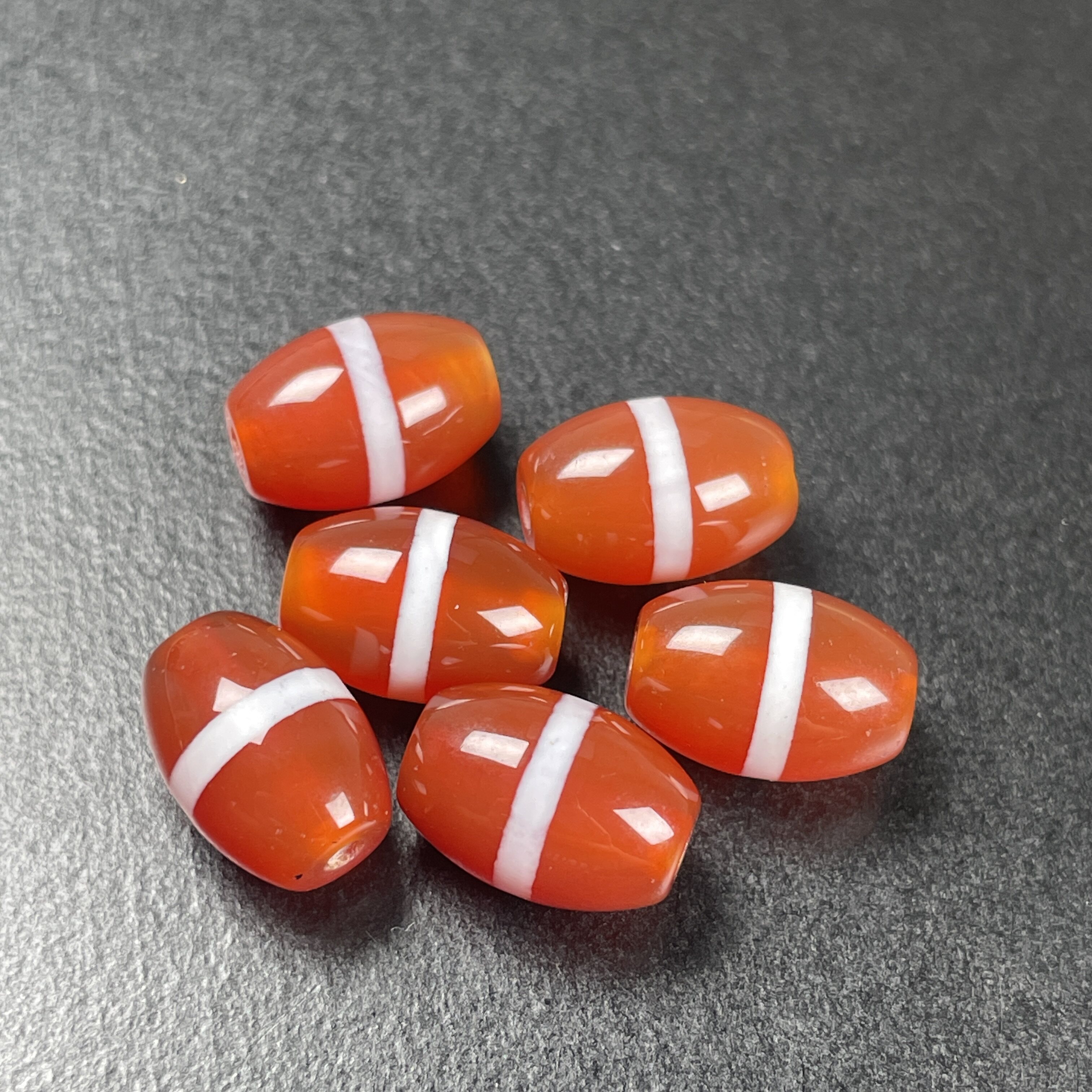 原矿西藏药师天珠红沁一线长桶珠8mm左右手持手串长串百搭配饰