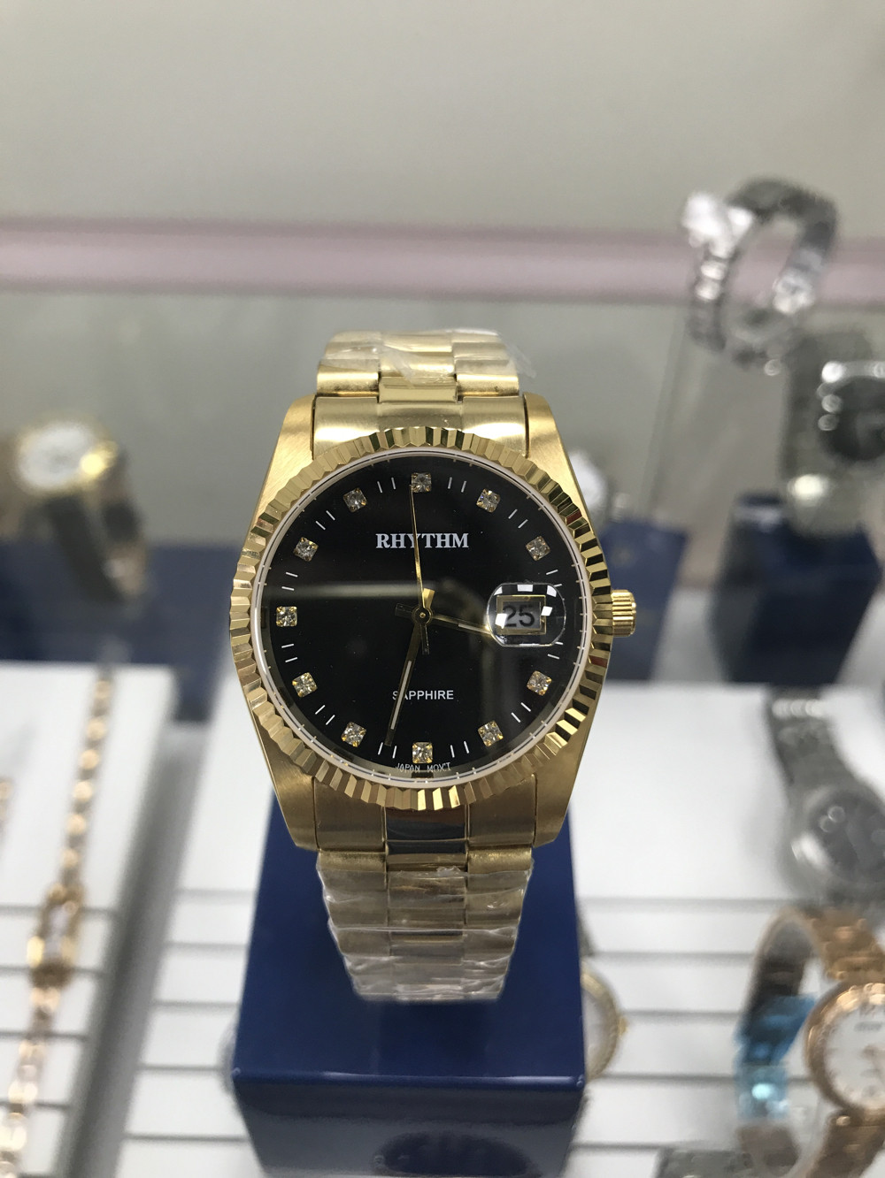 丽声手表石英男表镀黄金色进口机芯腕表表壳直径36mm
