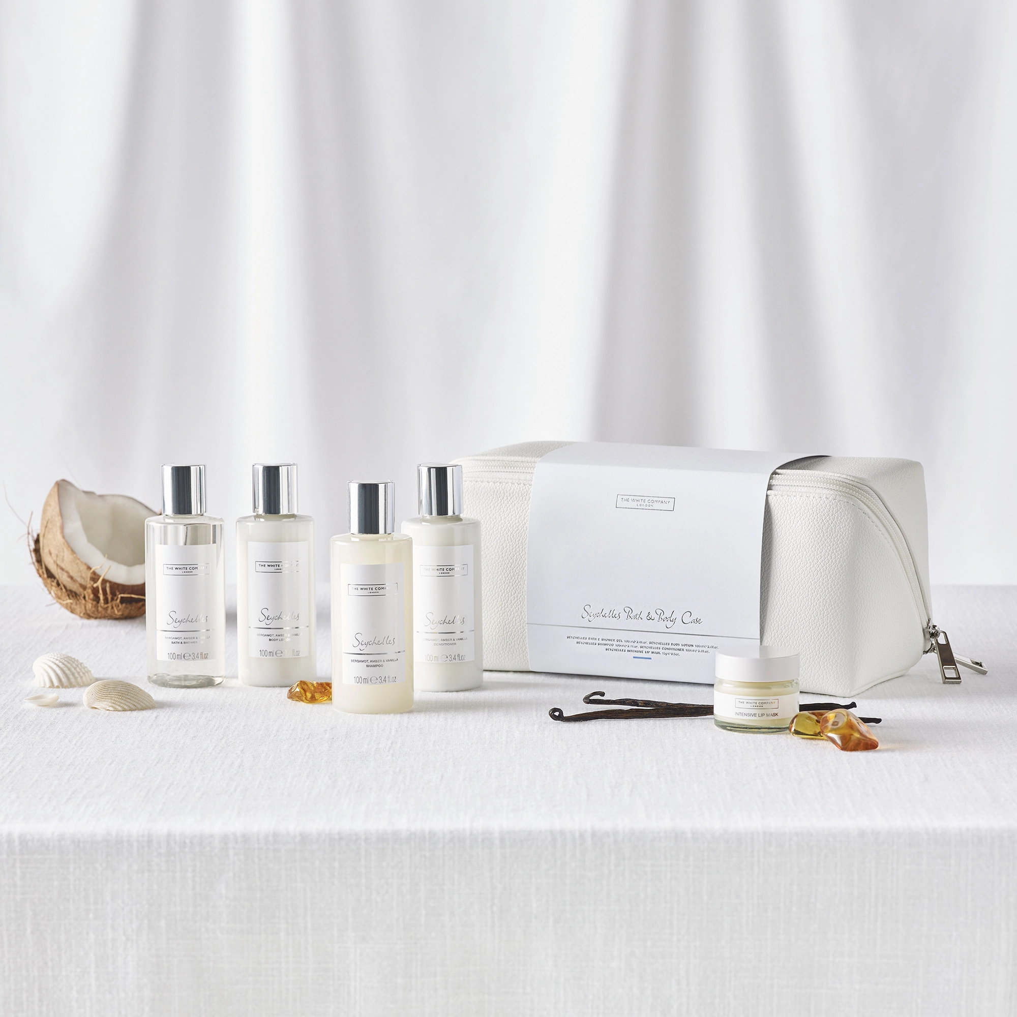 英国香草杏仁沐浴洗发水护发素