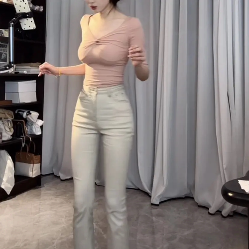 小个子高腰九分微喇丰胯牛仔裤