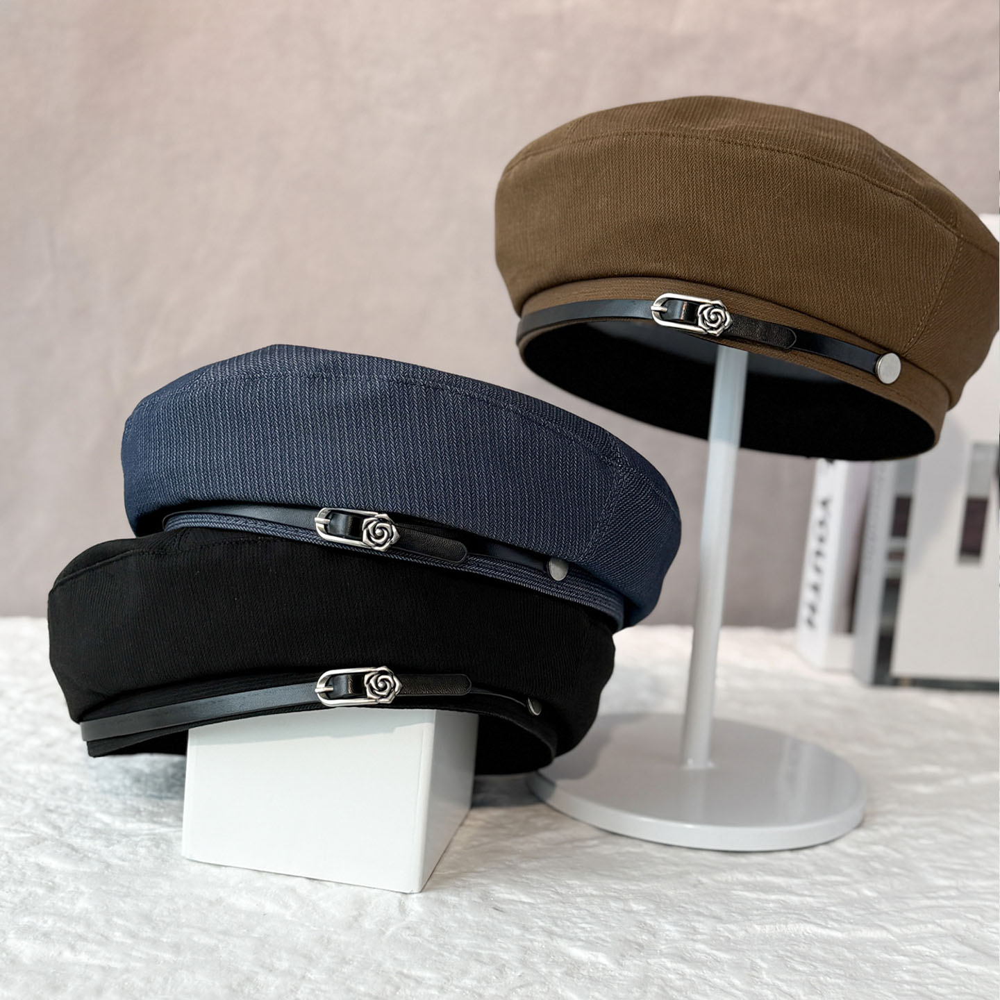 日系复古棉麻皮带蔷薇贝雷帽女时尚百搭文艺男休闲高品质画家帽潮