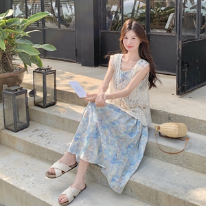 甜美罩衫叠穿碎花吊带连衣裙女夏2025新款温柔风减龄爆款长裙图片