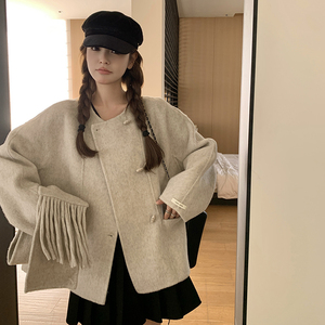 燕麦色韩版宽松围巾羊毛双面呢子外套女秋冬季新款小个子短款毛呢图片