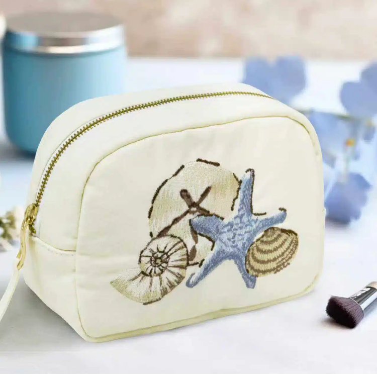 绣花精致化妆包收纳包