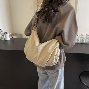 通用旅游上班族高中生2025新款 慵懒松弛感包包女百搭四季 斜挎包