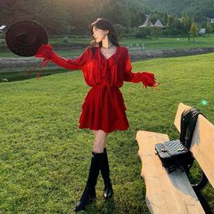 裙子川西新疆连衣裙旅游搭旅行红色边大西北荷叶穿草原小个子套装