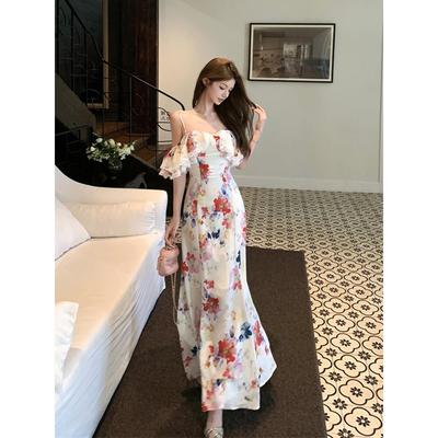 法式浪漫碎花吊带连衣裙女明媚海岛穿搭收腰显瘦气质绝美沙滩长裙