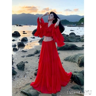 红色荷叶边上衣泰兰德海边拍照出片穿搭度假风套装雪纺大摆半身裙