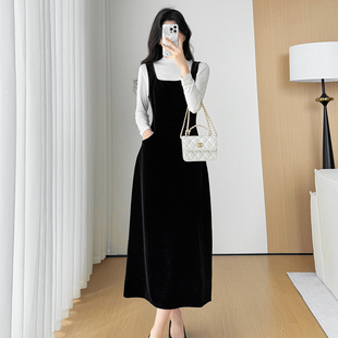 法式金丝绒高腰连衣裙女2025春季新款高级感背带小黑裙吊带长裙子