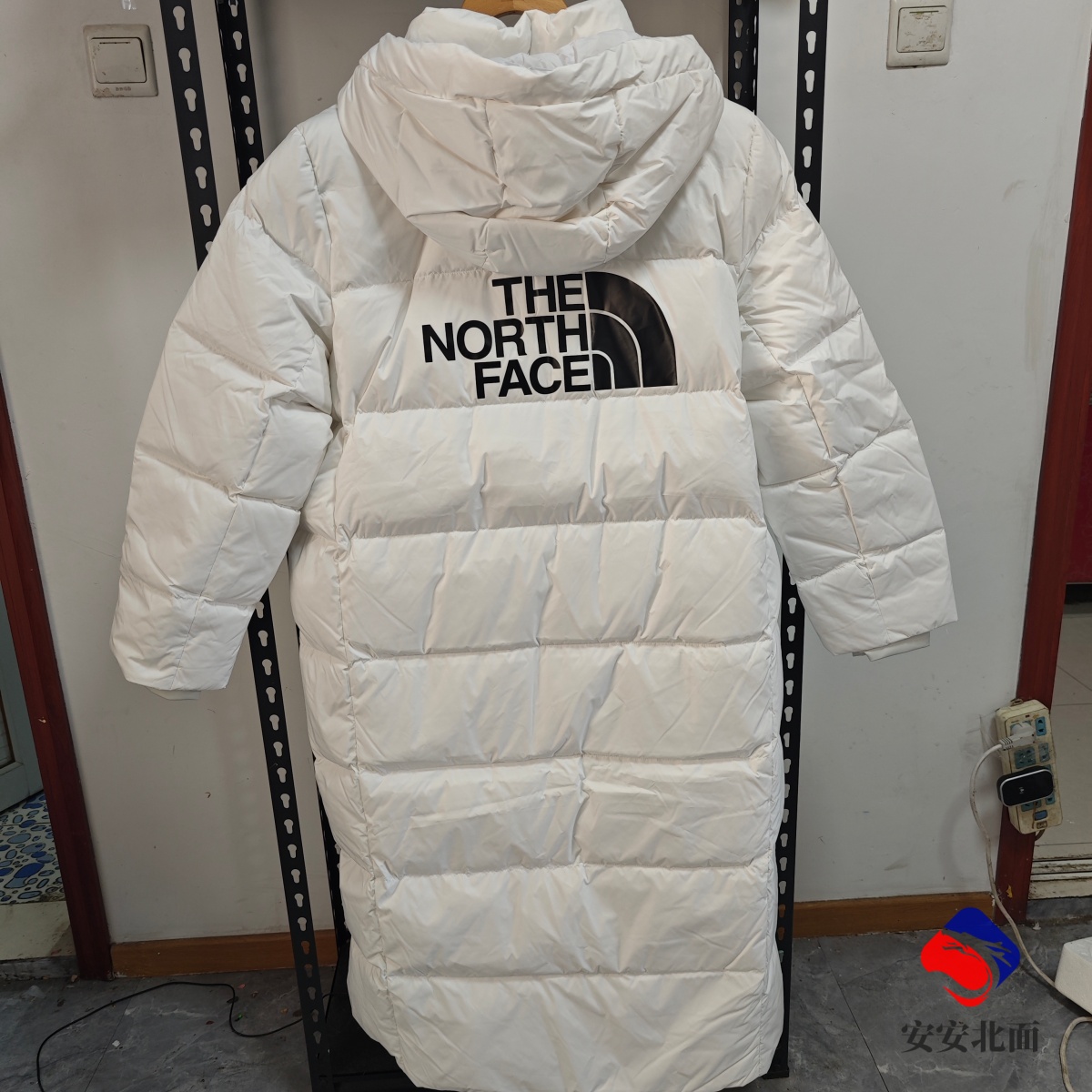 【现货】TheNorthFace北面户外保暖女款700蓬长款鹅绒羽绒服81RK