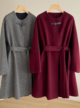 （清仓）H家大牌皮扣羊绒羊毛大衣冬中长款安可拉红系带斗篷外套