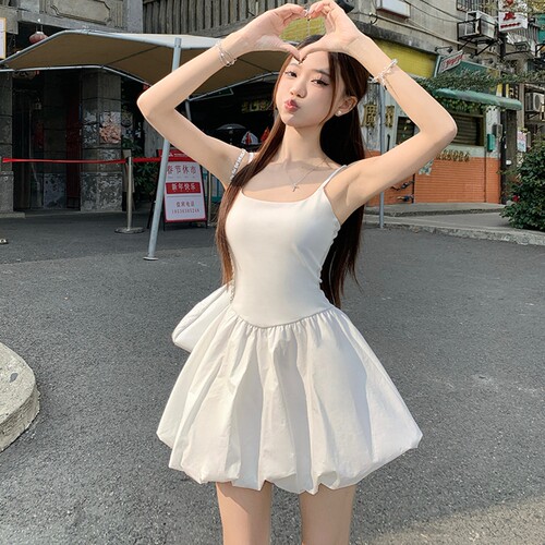 芭蕾风吊带连衣裙夏季花苞短裙子