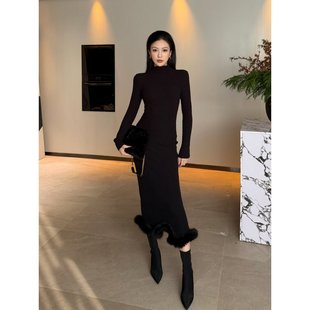 JIJINQI秋冬长袖黑色半高领连衣裙针织显瘦修身长裙设计感裙子女