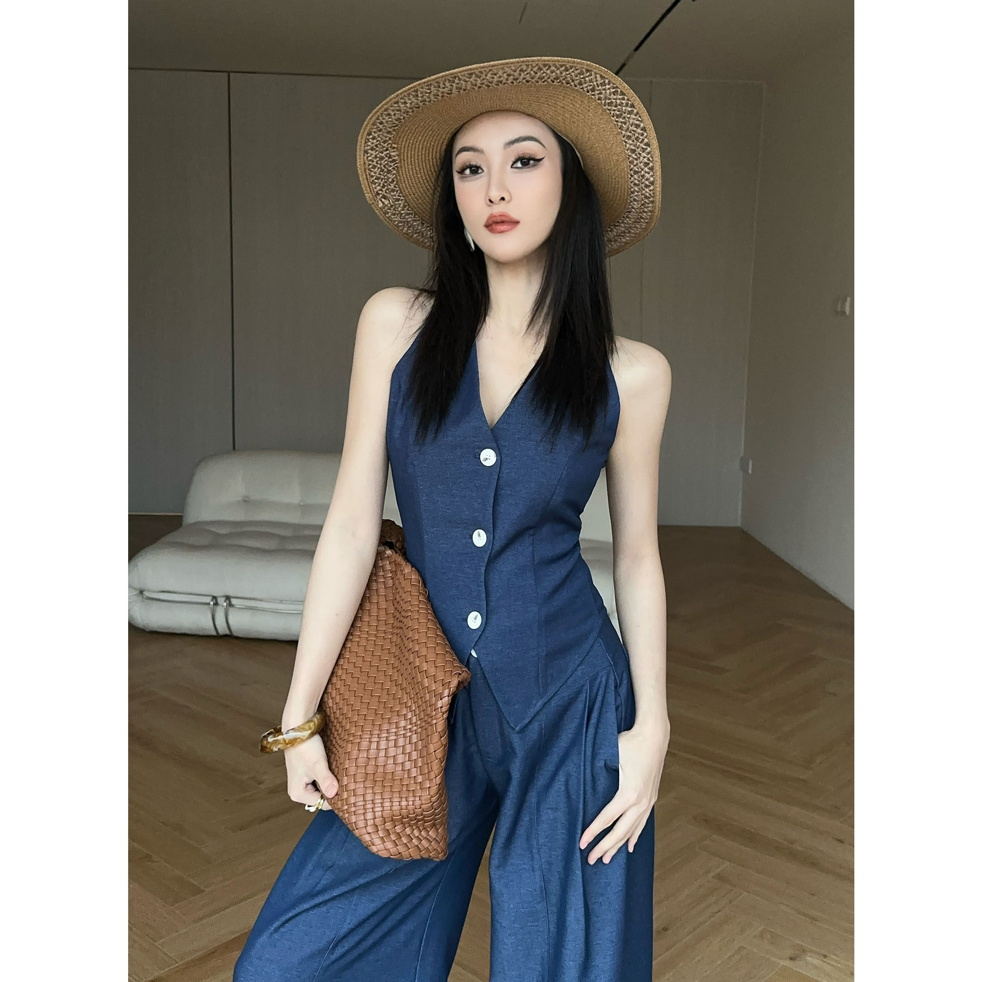 纪金其夏季显瘦气质复古马甲高级感显瘦无袖露肩小众百搭新款马夹,女装/女士精品,马夹,淘宝优惠券,粉丝福利购,淘宝优惠卷