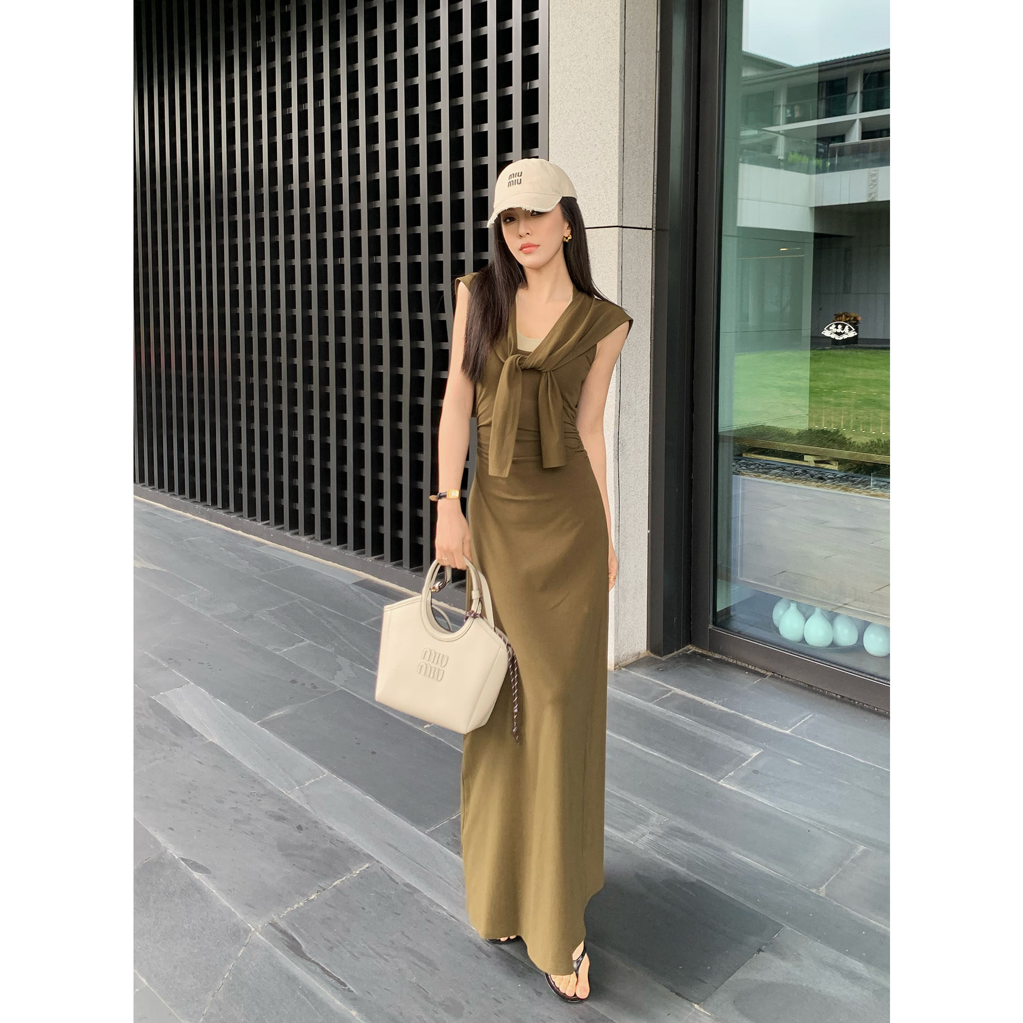 JIJINQI春夏百搭通勤连衣裙极简风收腰显瘦设计感休闲百搭女长裙