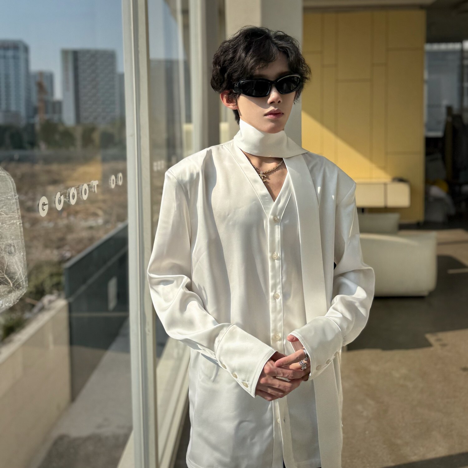 C316CS8017P68四季款性感长袖飘带衬衫个性宽松丝绒高级感衬衣,男装衬衫,电商C316