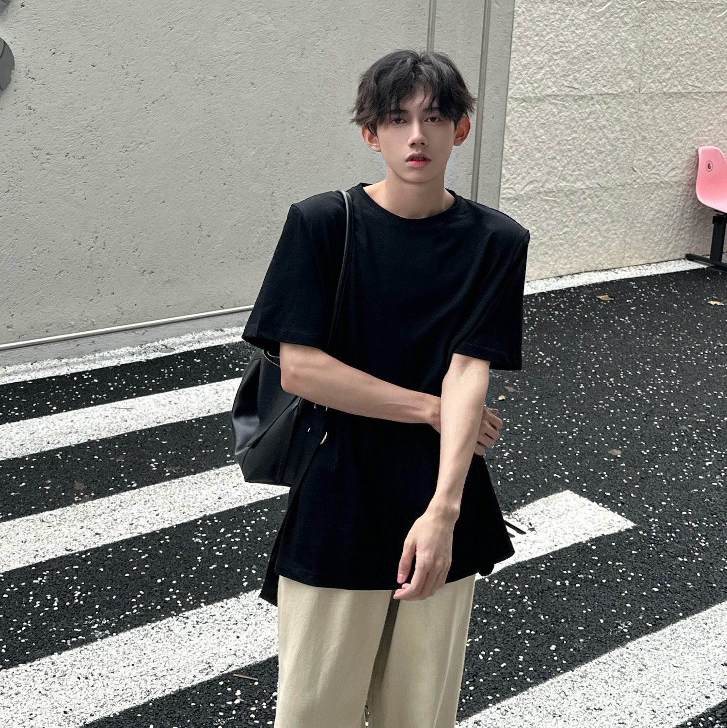 C316T2303P35春夏新款垫肩打底衫短袖T恤tee圆领款式纯棉宽松,男装T恤,电商C316