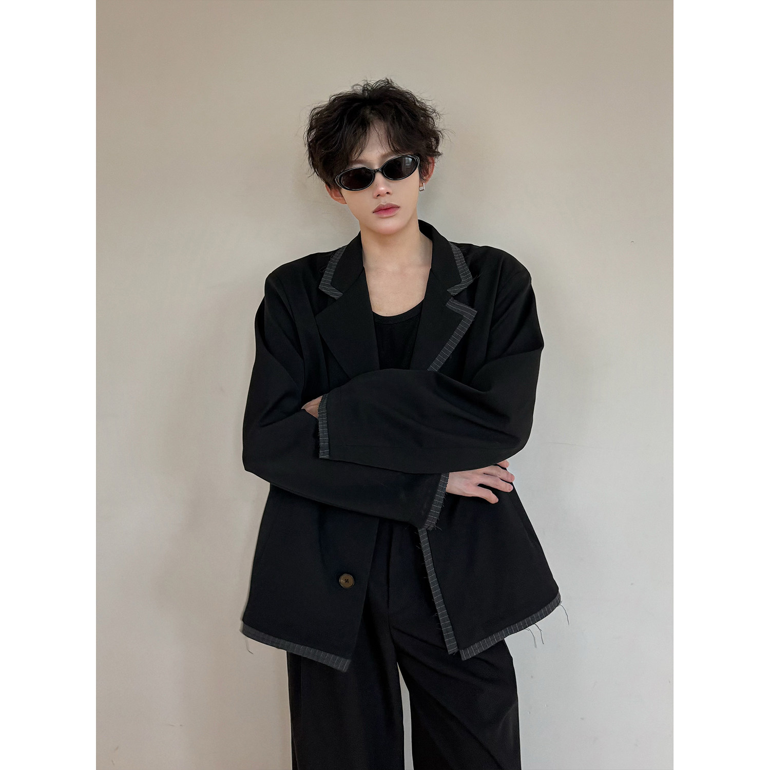 C316XZ8022P98春装新款拼接撞色西服时尚百搭黑色短款外套,男装西服,电商C316