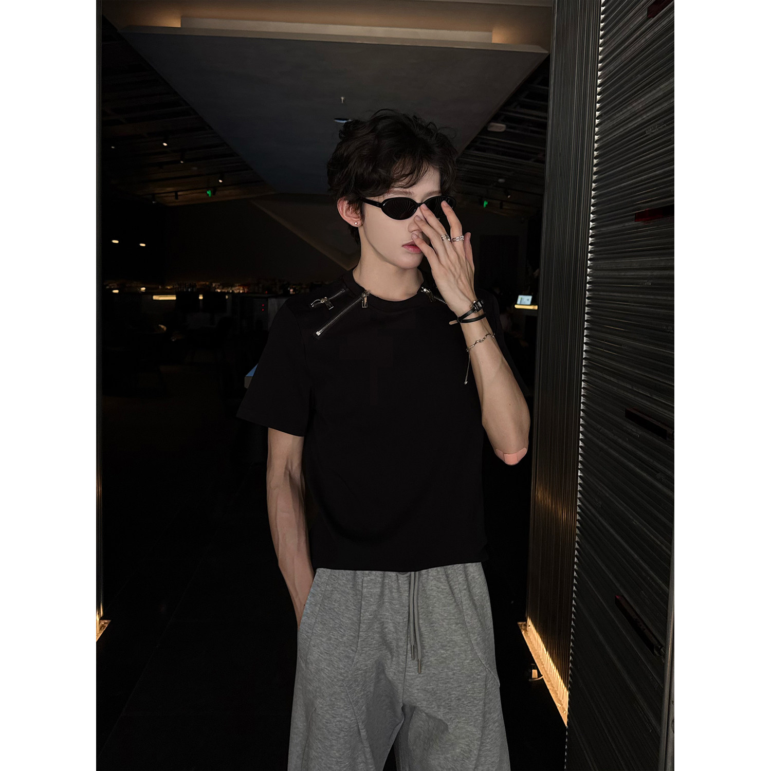 C316T8329P48夏装新款短袖T恤时尚百搭拉链修身健身个性tee,男装T恤,电商C316