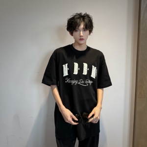 刺绣小香风珍珠字母短袖男款夏季美式半袖上衣hiphop潮牌痞帅T恤图片
