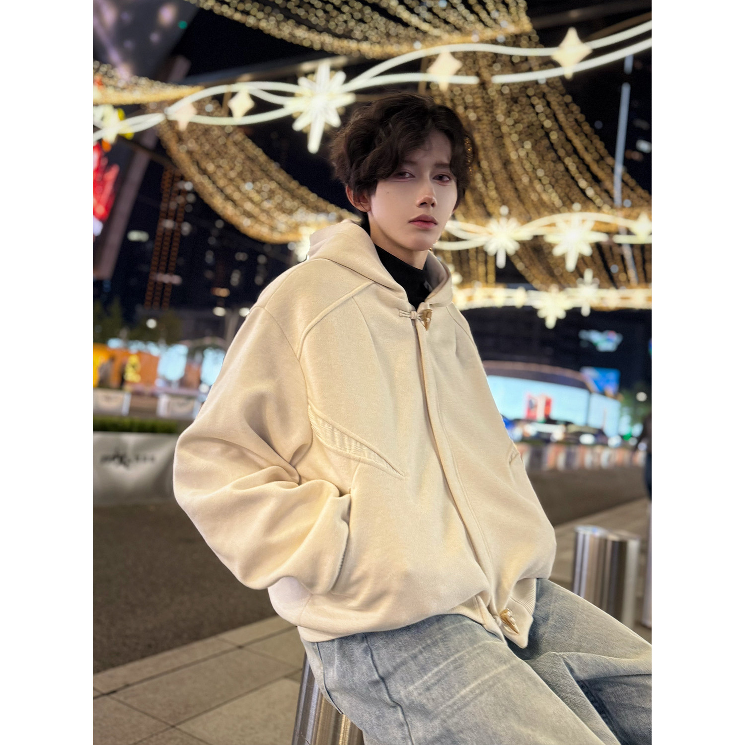 C316 WT1111 P138 秋冬新款呢子短款连帽卫衣夹克简约结构外套图片