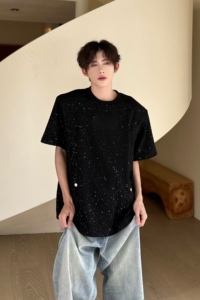 C316T1135P4868夏装新款亮色高级设计款短袖T恤百搭黑色tee,2020男生穿衣搭配图片