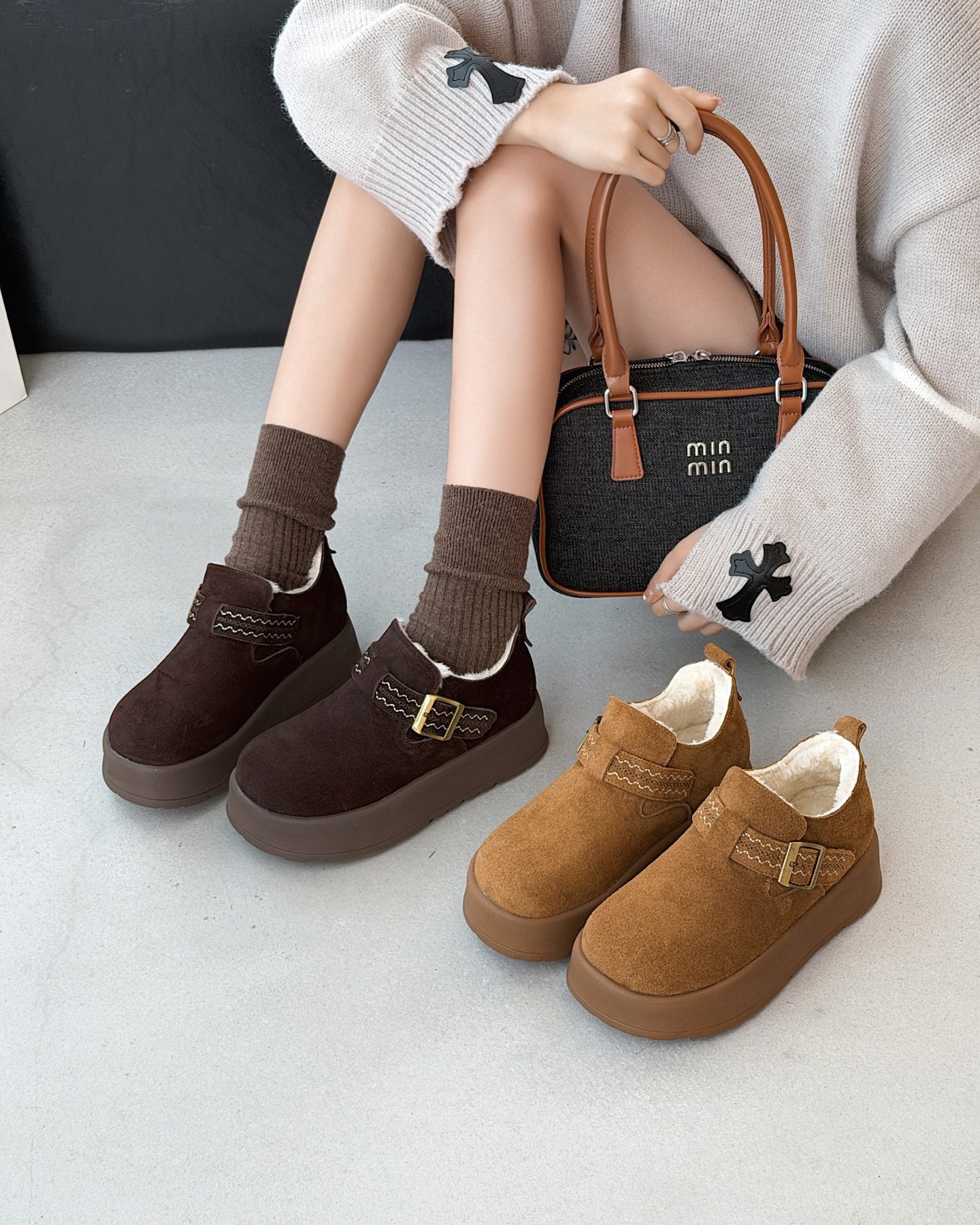 时尚真皮厚底加绒勃肯鞋女2025冬韩版百搭一脚蹬保暖棉鞋雪地靴子