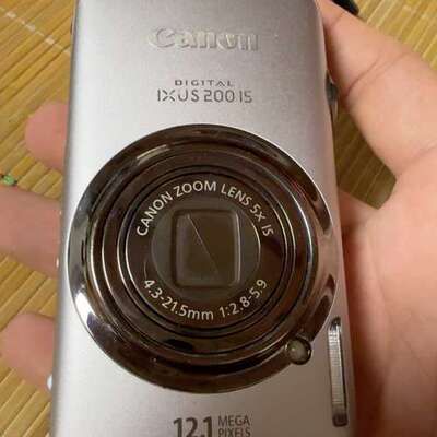 议价IXUS 200 IS数码 成色很新 ，然后有点磨痕询价