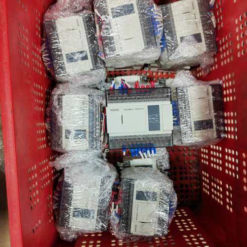 议价PLC，型号XD3-32RT-E，仓库有12台，成色漂亮询价