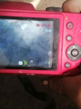 议价明基Benq GH668数码，红色机身，1600万像素，询价