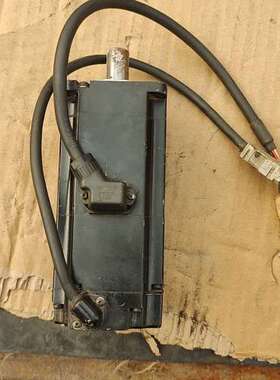 议价七系伺服电机 SGM7J-04AFC6E 成色如图实物照询价