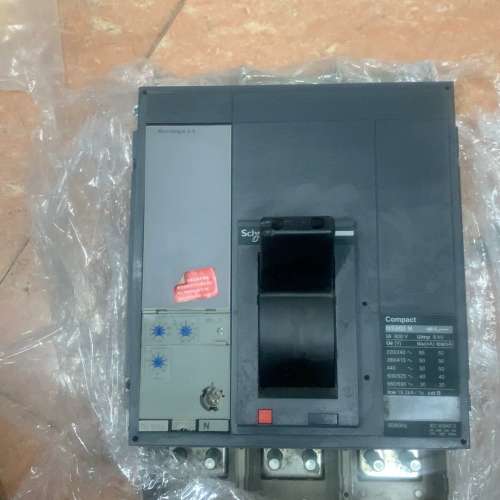 适用断路器NS800N，3P 800A，带Microlog议价