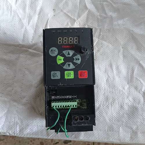 议价VB5-21P5变频器1.5kW  220V实物拍摄询价