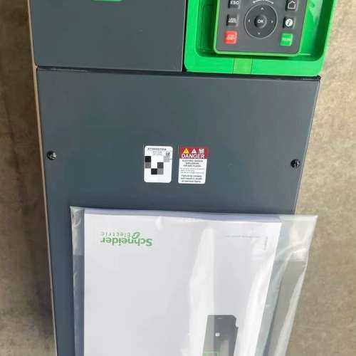 适用ATV930D45N4 变频器 三相 45KW 380议价