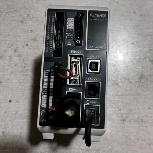 议价LK-G3001激光控制器，传感器，带面板LK-GD5询价
