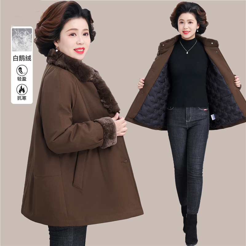 中年妈妈冬装羽绒服大码中老年人女冬季鹅绒皮草外套中长款高级感