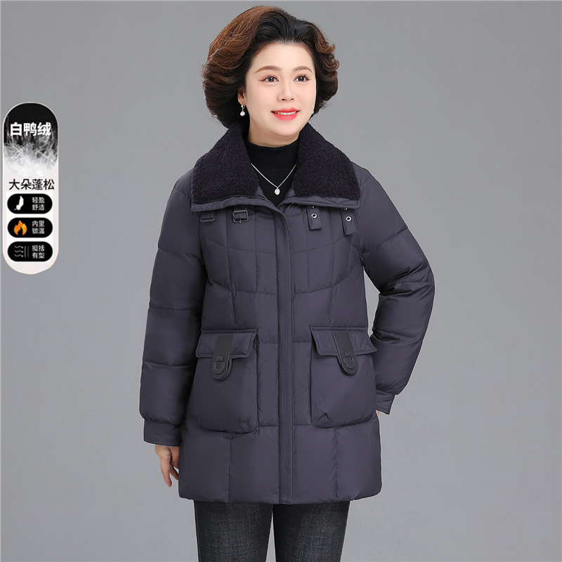 中老年妈妈冬装羽绒服中长款老年人秋冬季加厚保暖羊羔领外套女款