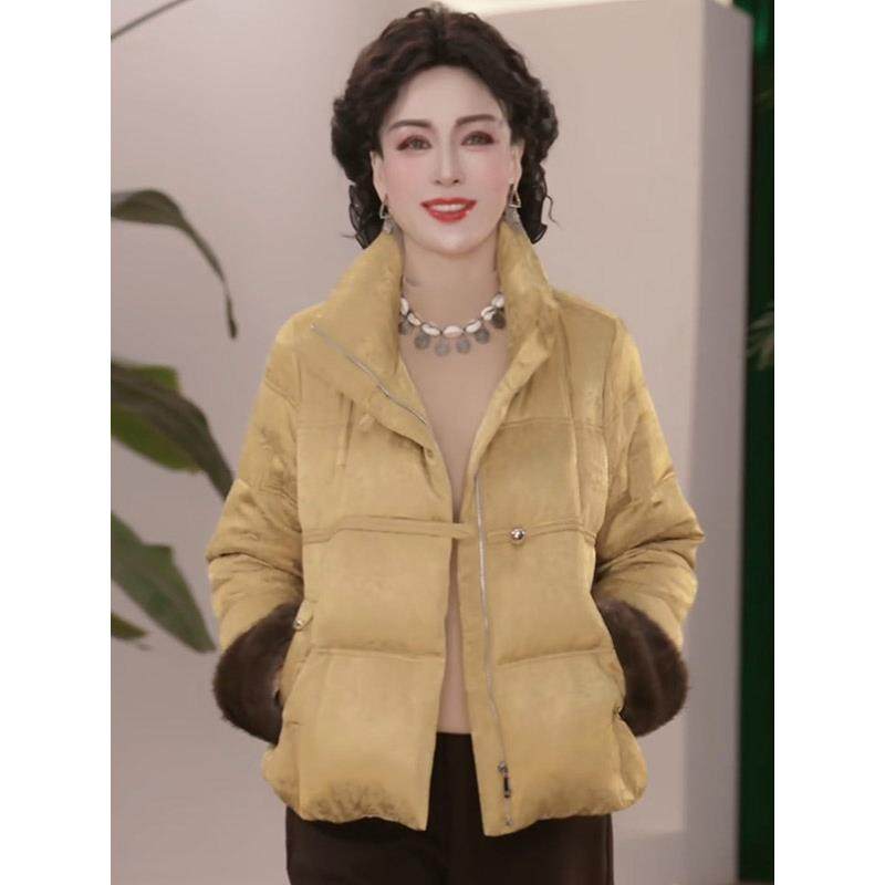 2025新款妈妈装气质冬装90白鸭绒羽绒服年货中年女装保暖冬季外套