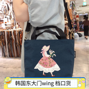 韩国东大门wing新款 9cm 女包 19.5 花裙两用托特包手拎斜跨包26