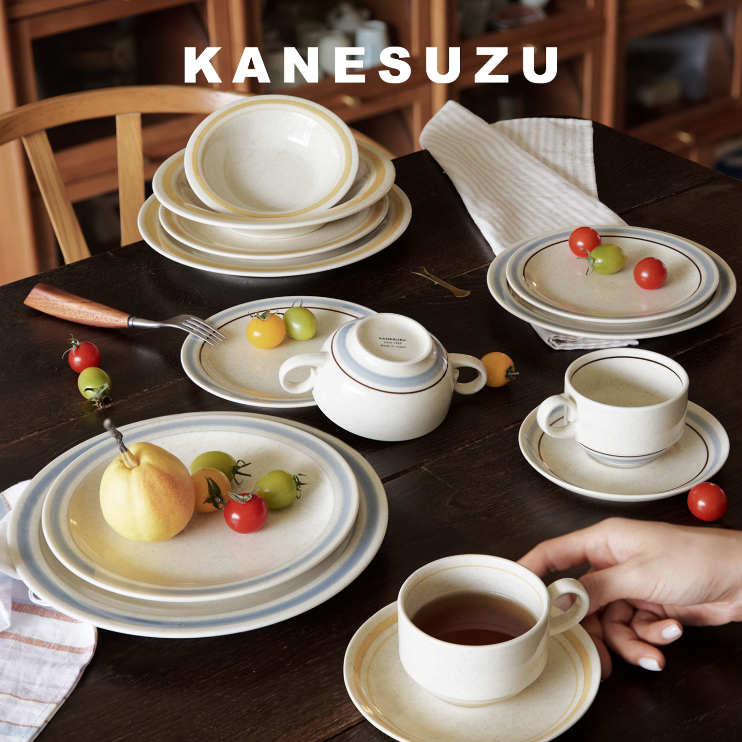 日本Kanesuzu芝麻釉餐盘双耳碗图片