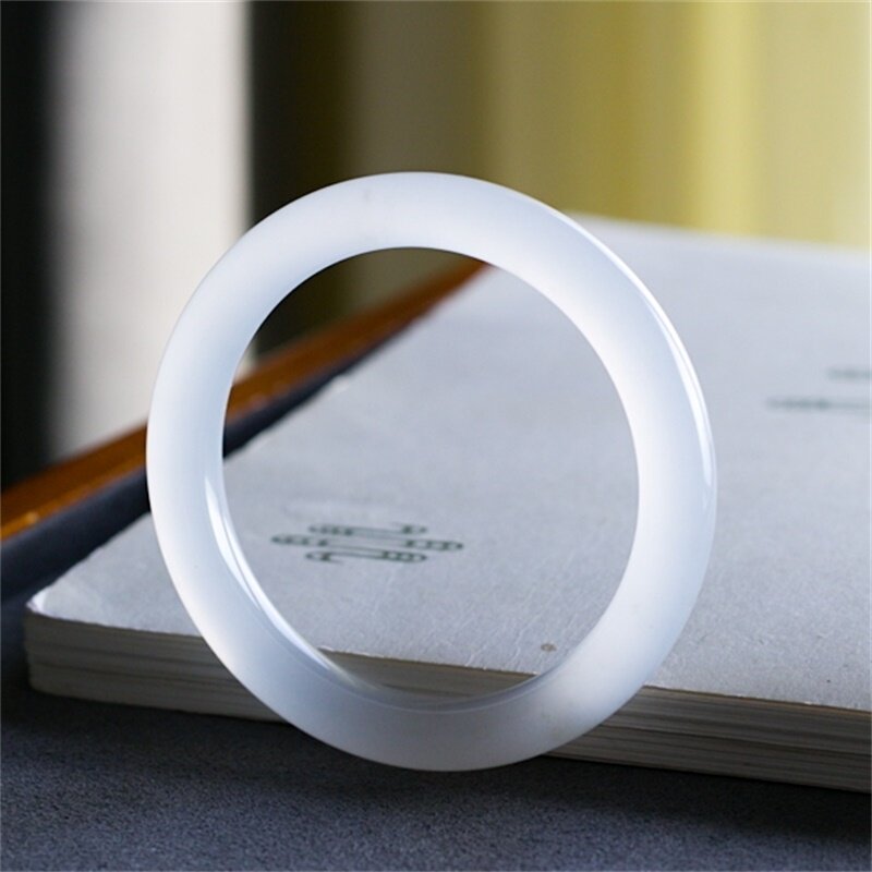 新疆天然金丝玉高冰月光白圆条美人镯宝石光玻璃种荧光荔枝冻手镯