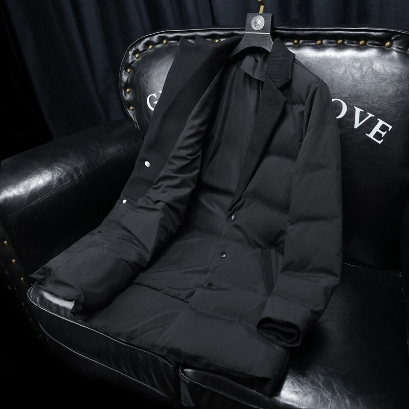 2025秋冬装中长款针织领羽绒服男钱塘6006-23002-P320沙发图,男装羽绒服,钱塘6006(原3029)