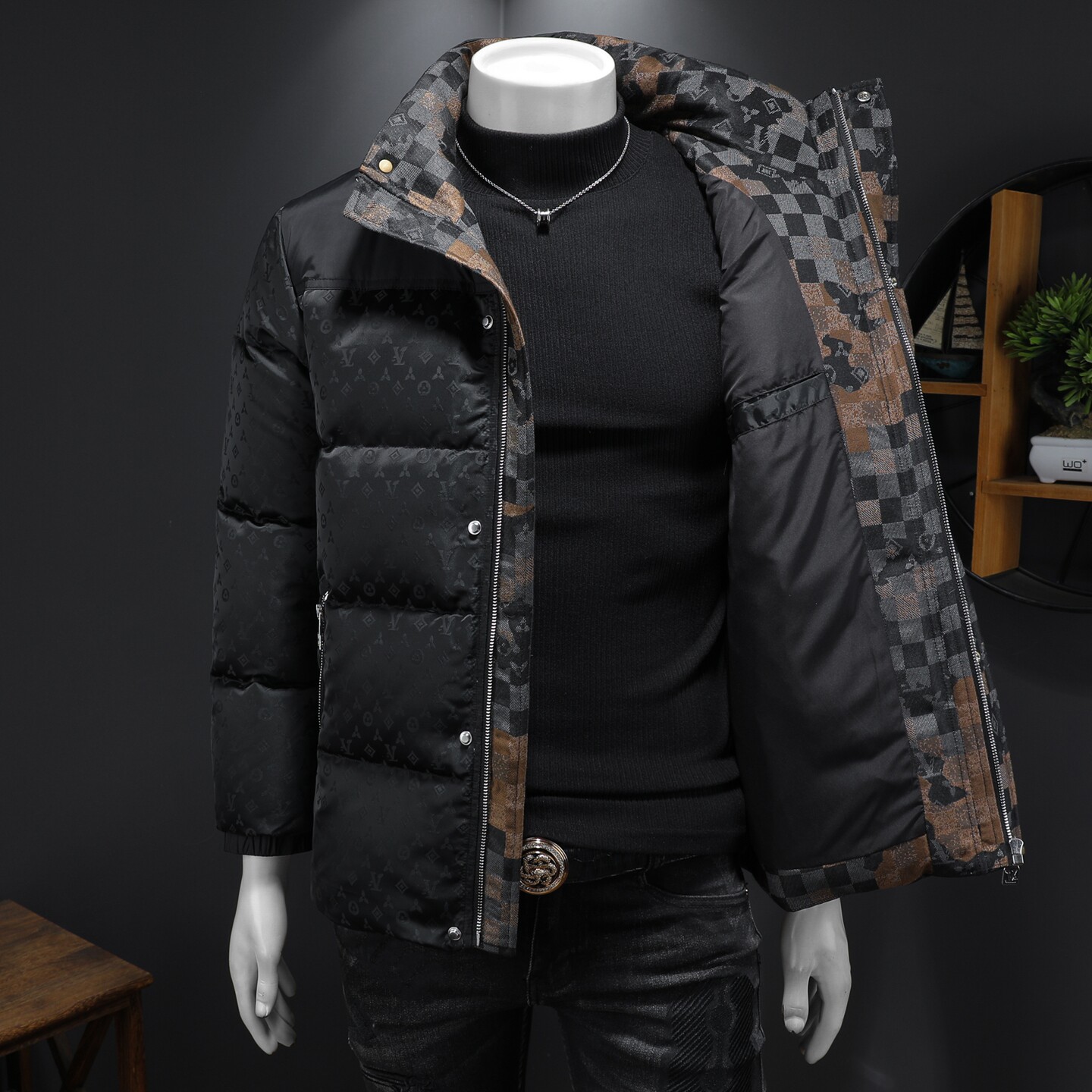 2025秋冬装90%绒立领羽绒服男钱塘6006-5121-P330假模图,男装羽绒服,钱塘6006(原3029)