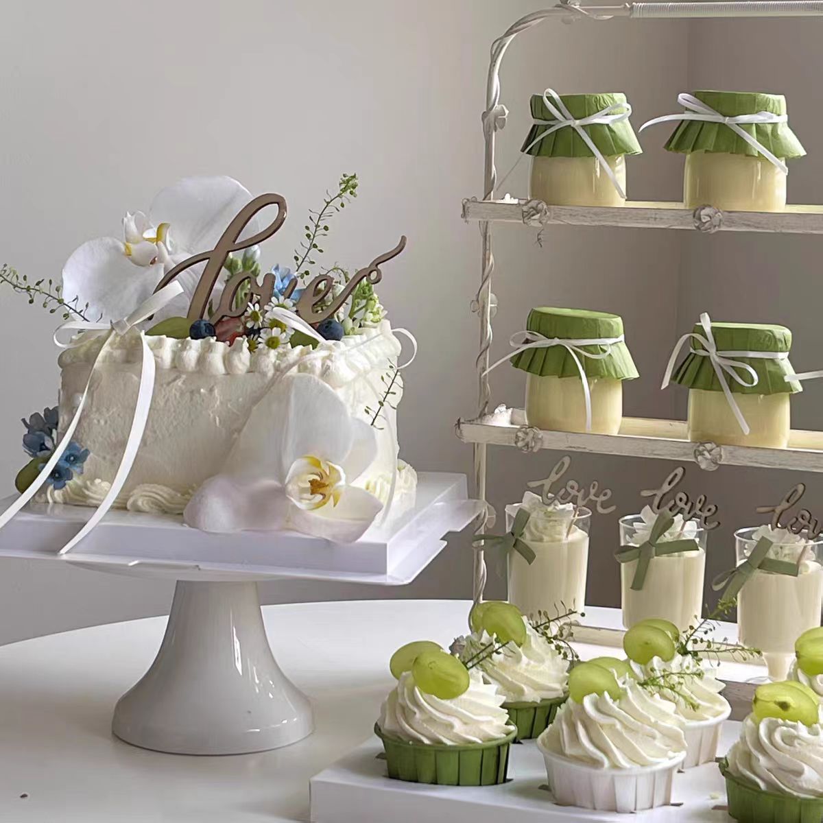 森系简约高级感订婚结婚宴木质love插牌烘焙插件甜品台蛋糕装饰