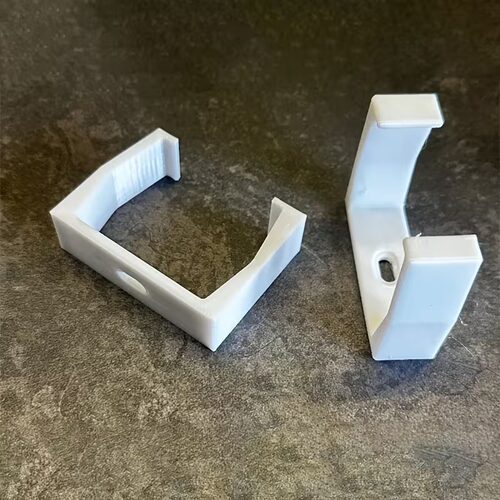跨境新品3D打印2件白色插座支架打孔式墙面插座插头接线板固定器