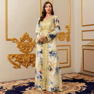 希音迪拜长袍女士连衣裙阿拉伯印花长裙礼服两件套